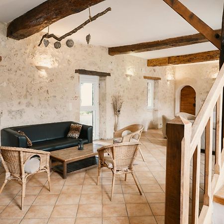 Отель Domaine De Villot Sainte-Colombe-de-Villeneuve Экстерьер фото