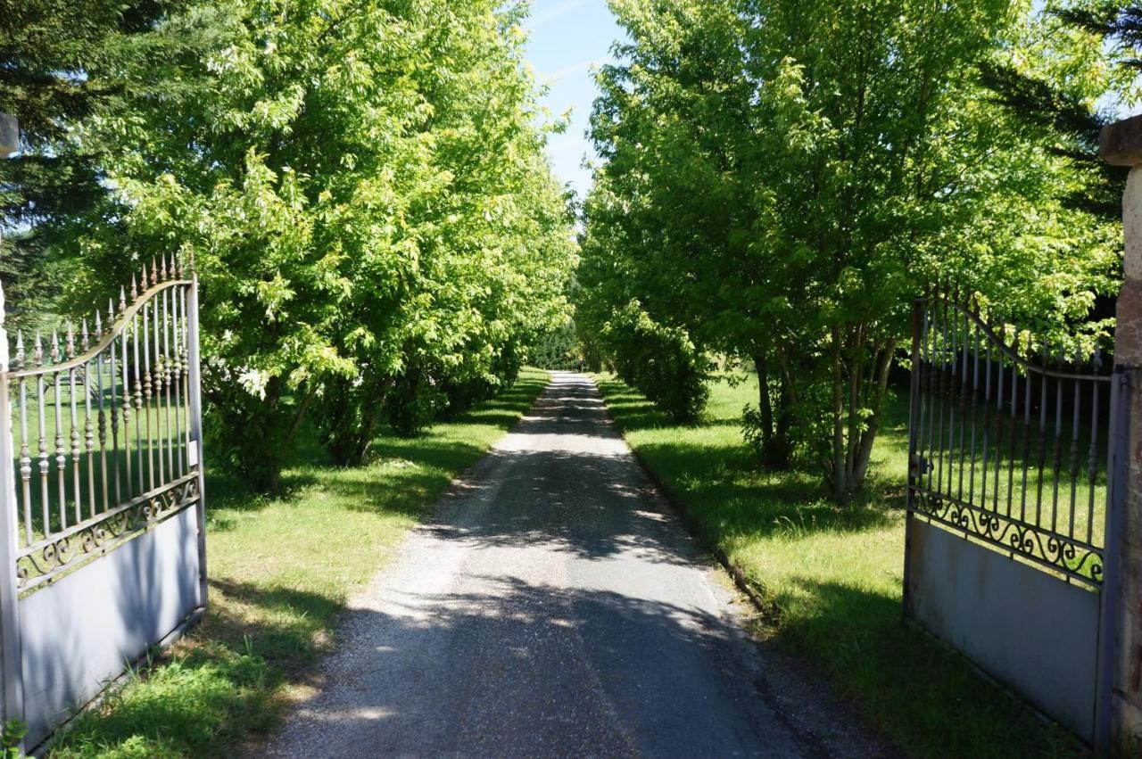 Отель Domaine De Villot Sainte-Colombe-de-Villeneuve Экстерьер фото