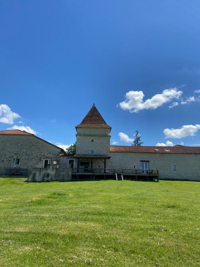 Отель Domaine De Villot Sainte-Colombe-de-Villeneuve Экстерьер фото